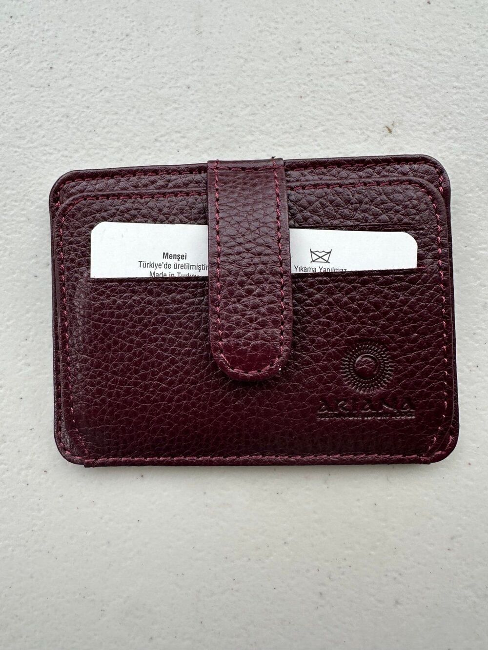 NWOT Ariana Minimalist Deep Burgundy Pebbled Genuine Leather Cardholder Wallet